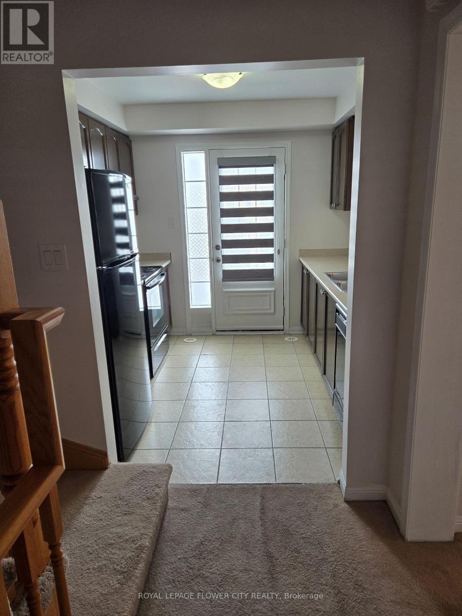 495 Mcjannett Avenue, Milton, Ontario  L9T 7T8 - Photo 5 - W12837992