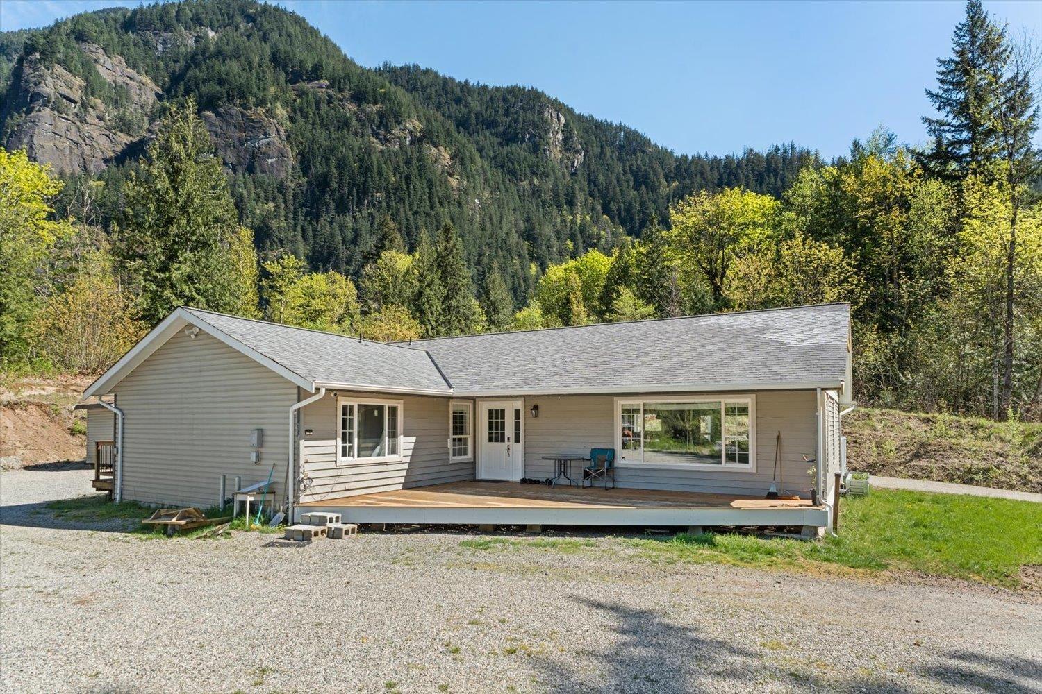63666 Old Yale Road, Hope, Hope, British Columbia  V0X 1L2 - Photo 33 - R3116886