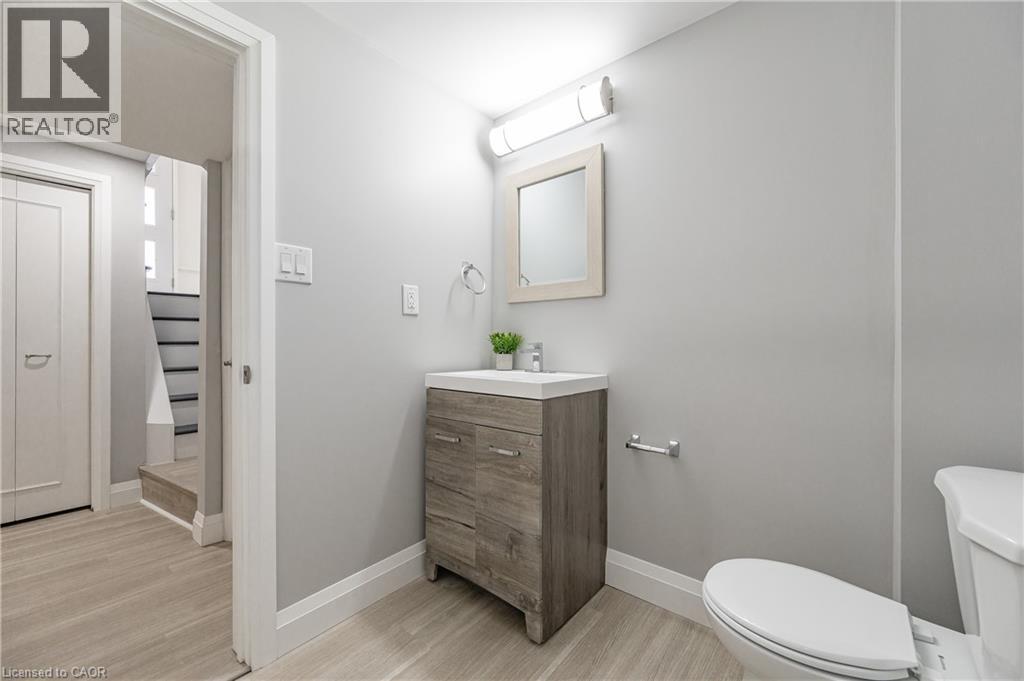 34 Bradley Drive, Kitchener, Ontario  N2A 1K4 - Photo 22 - 40825014