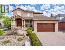 60 CHANDOS Drive, Kitchener, Ontario