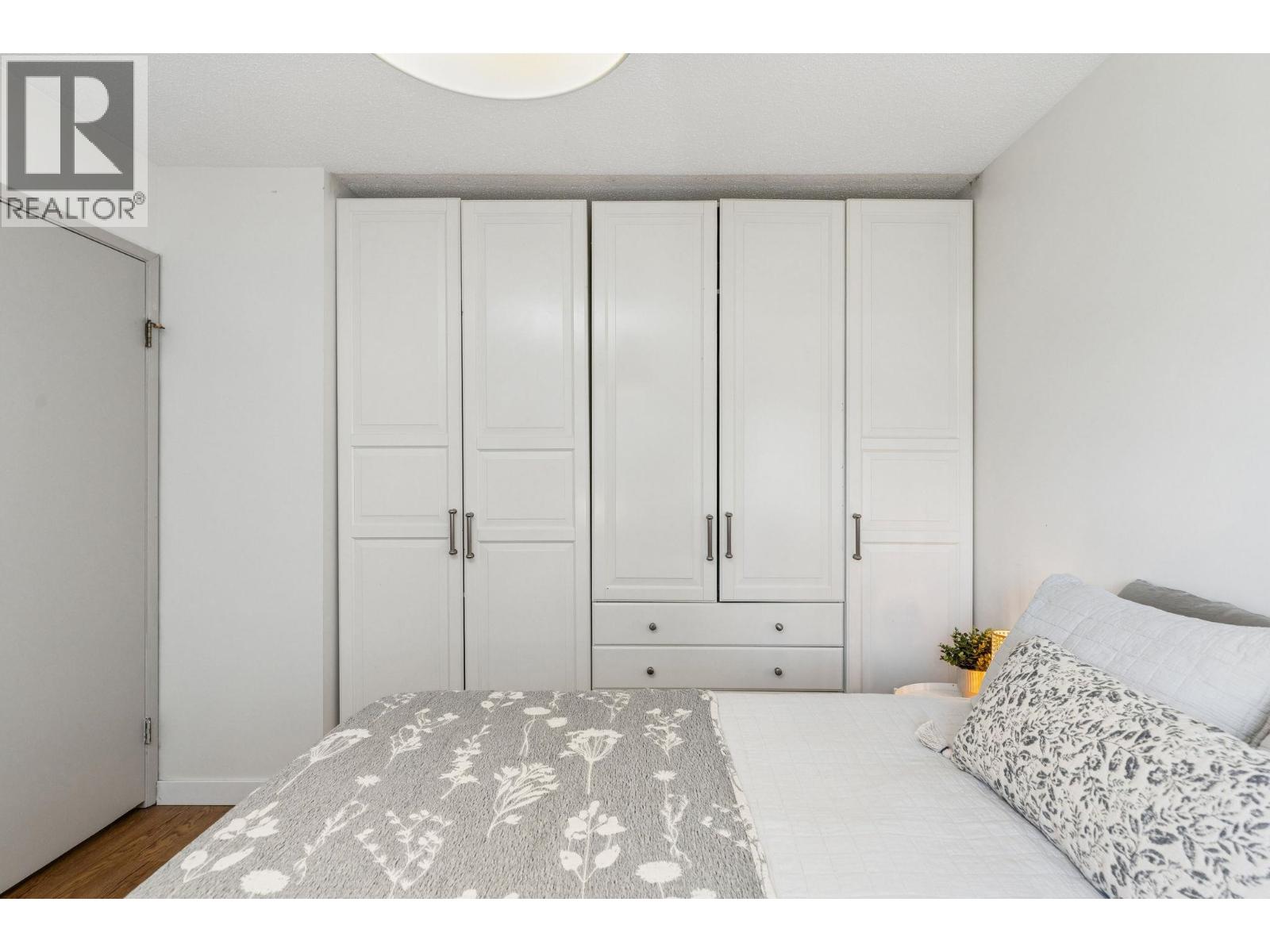 2509 Burian Drive, Coquitlam, British Columbia  V3K 5W8 - Photo 11 - R3117259