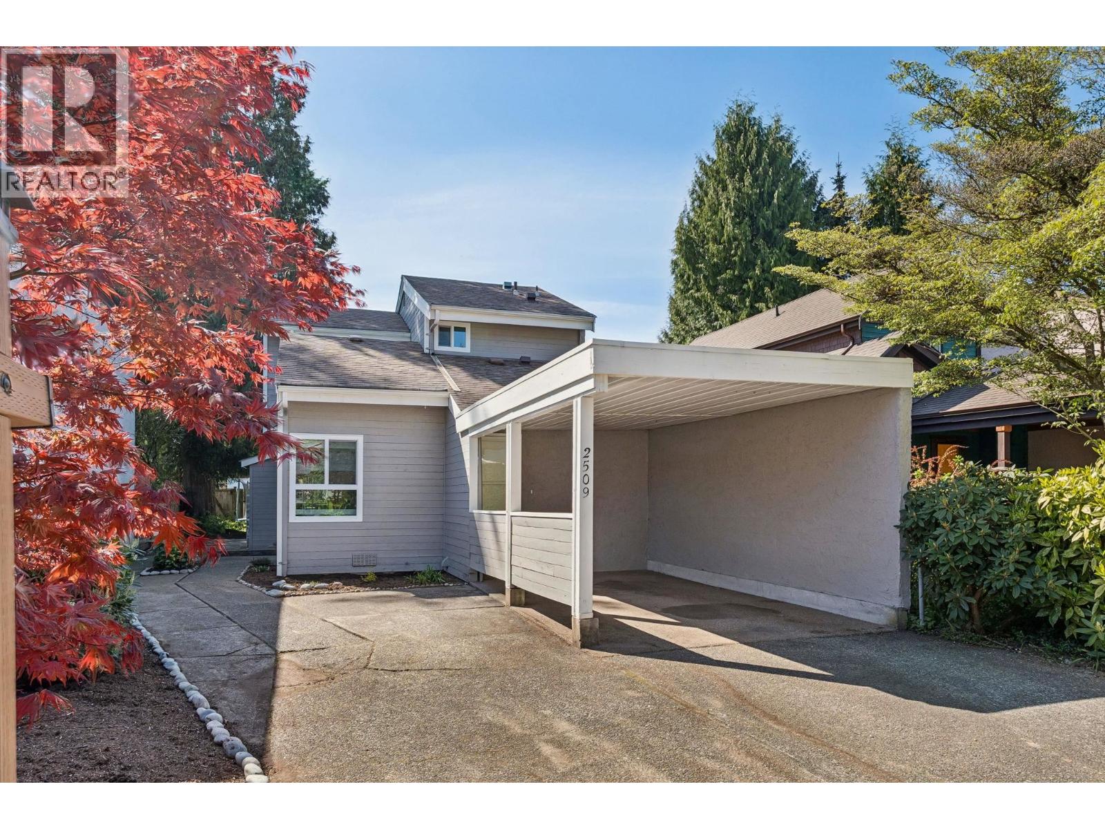 2509 Burian Drive, Coquitlam, British Columbia  V3K 5W8 - Photo 21 - R3117259