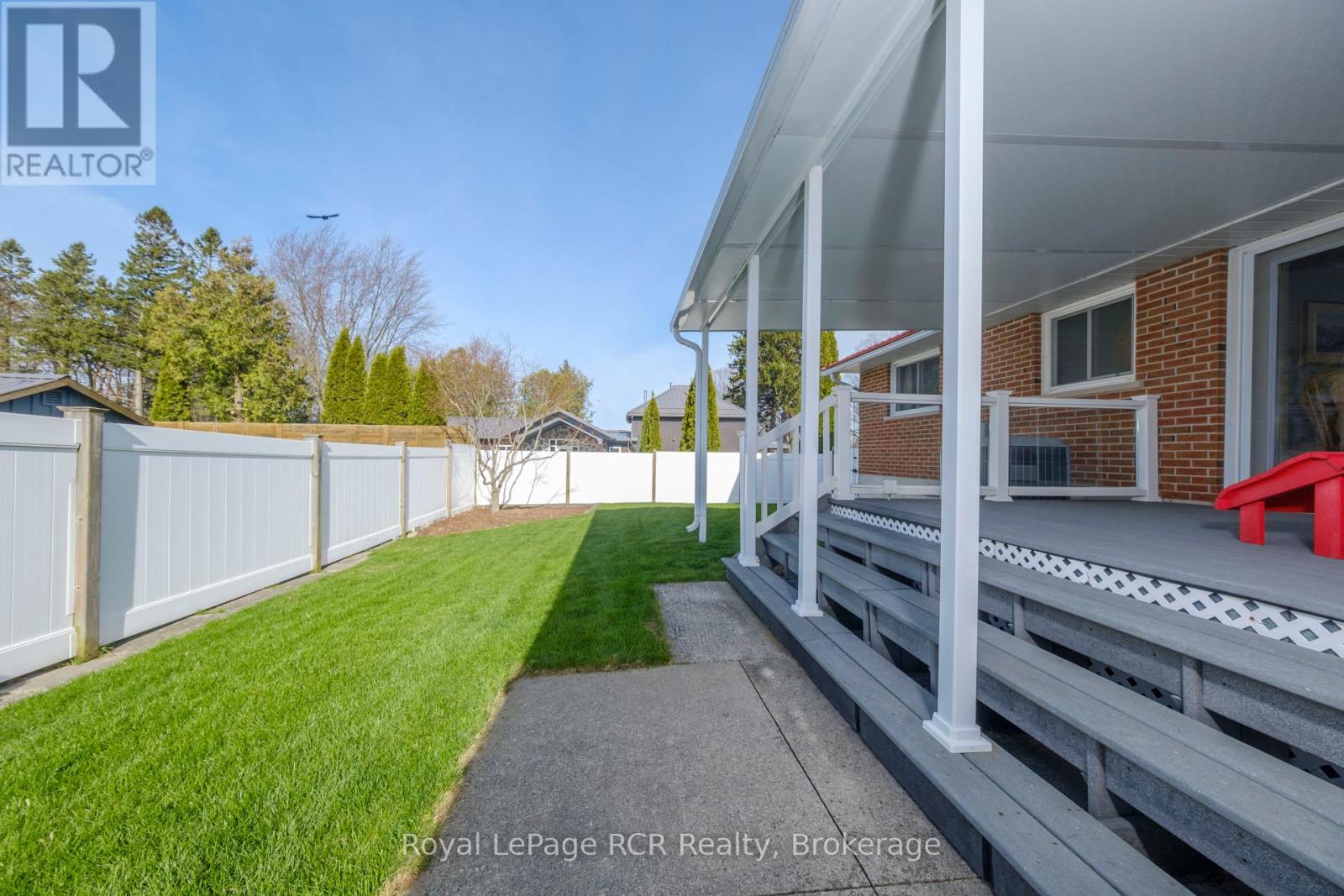 286 Nelson Street, Kincardine, Ontario  N2Z 1E6 - Photo 3 - X13058108