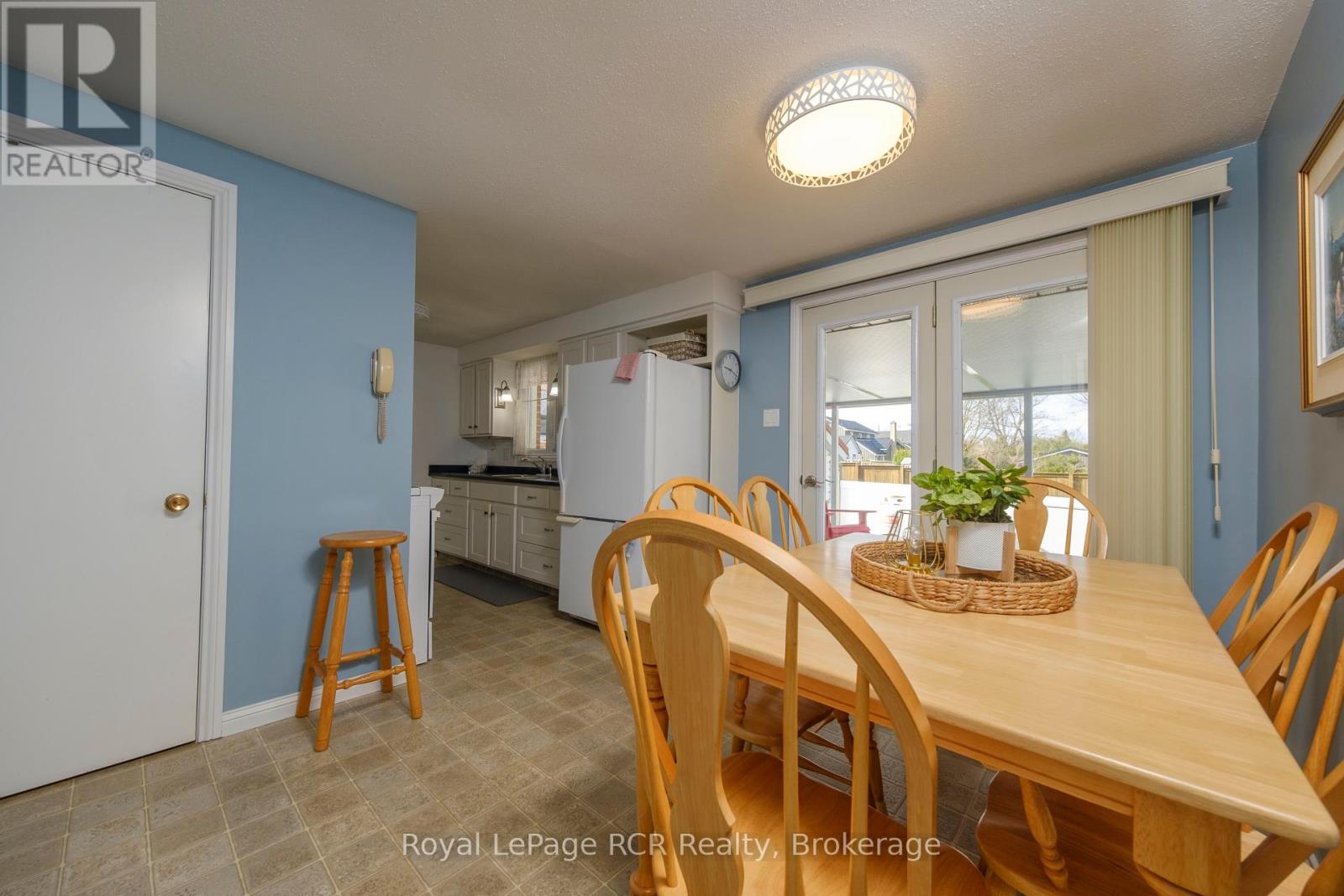 286 Nelson Street, Kincardine, Ontario  N2Z 1E6 - Photo 8 - X13058108