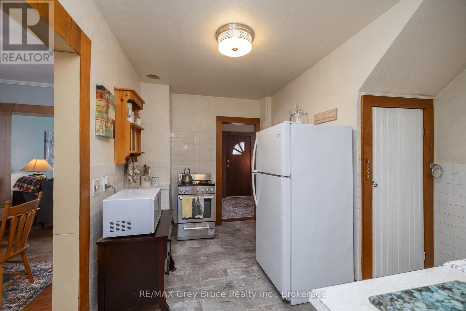 414 13th St E, Owen Sound, Ontario  N4K 1W6 - Photo 15 - X13058122