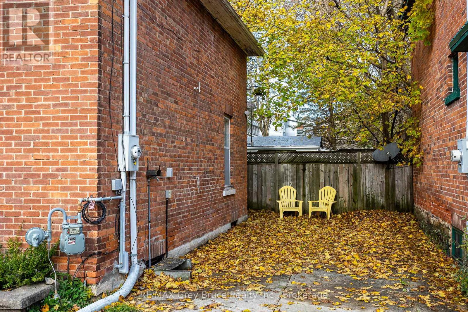 414 13th St E, Owen Sound, Ontario  N4K 1W6 - Photo 3 - X13058122