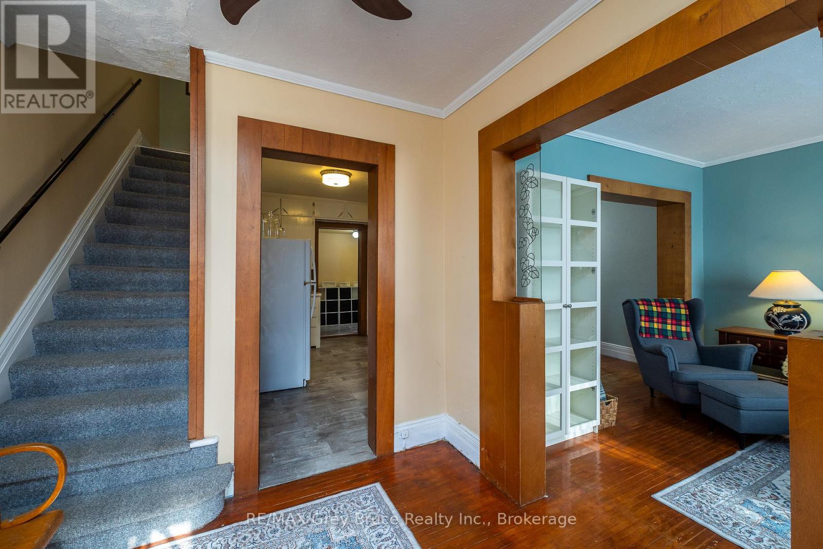 414 13th St E, Owen Sound, Ontario  N4K 1W6 - Photo 5 - X13058122