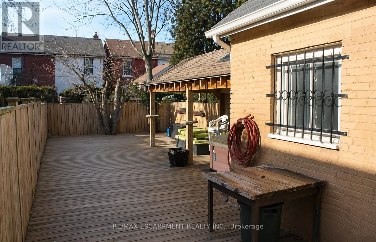 29 Oxford Street, Hamilton, Ontario  L8R 2W9 - Photo 30 - X12920760