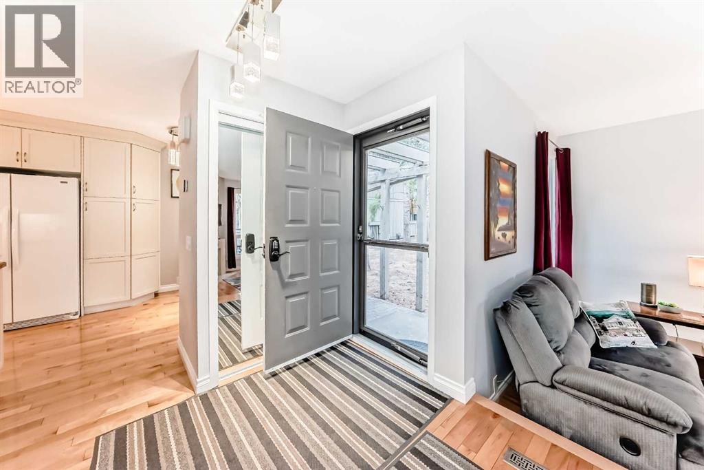 14, 10457 19 Street SW, Calgary, Alberta  T2W 3E6 - Photo 4 - A2304290