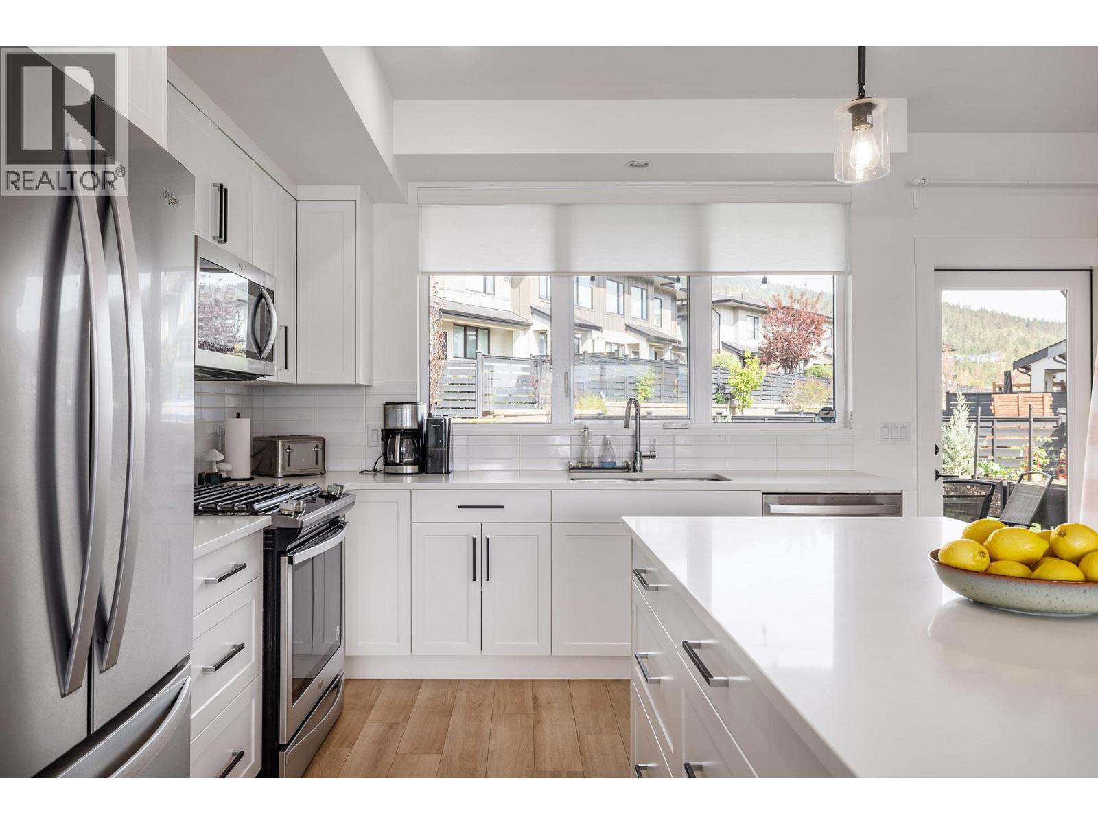 12798 Lake Hill Drive Unit# 52, Lake Country, British Columbia  v4v 2w5 - Photo 10 - 10384233