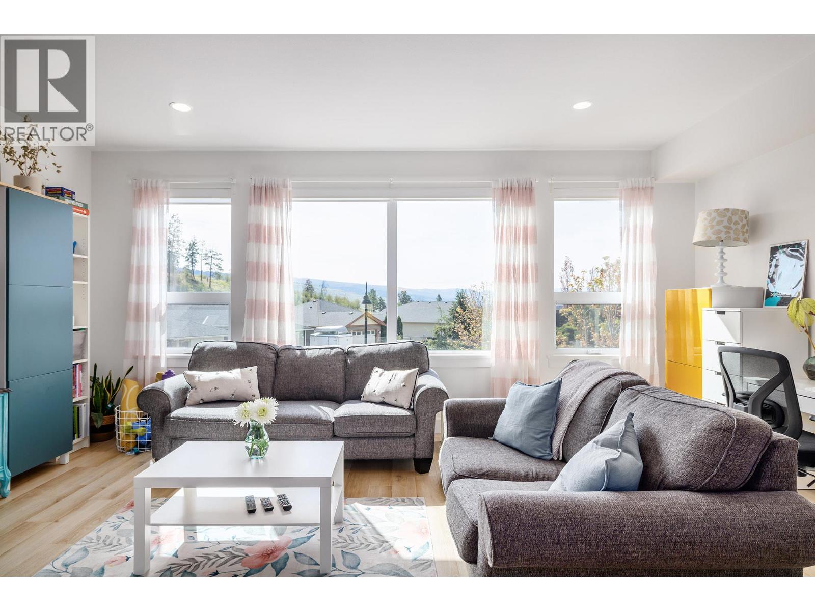 12798 Lake Hill Drive Unit# 52, Lake Country, British Columbia  v4v 2w5 - Photo 4 - 10384233