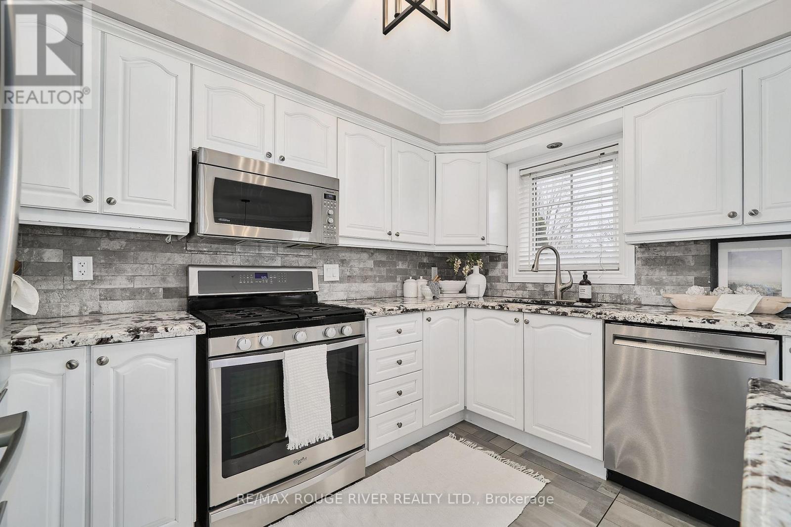 1632 Whitestone Drive, Oshawa, Ontario  L1K 2X1 - Photo 10 - E13058148