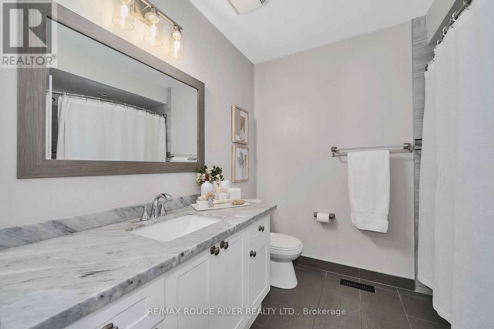 1632 Whitestone Drive, Oshawa, Ontario  L1K 2X1 - Photo 19 - E13058148