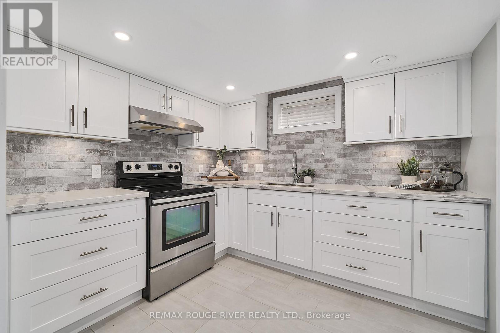 1632 Whitestone Drive, Oshawa, Ontario  L1K 2X1 - Photo 36 - E13058148