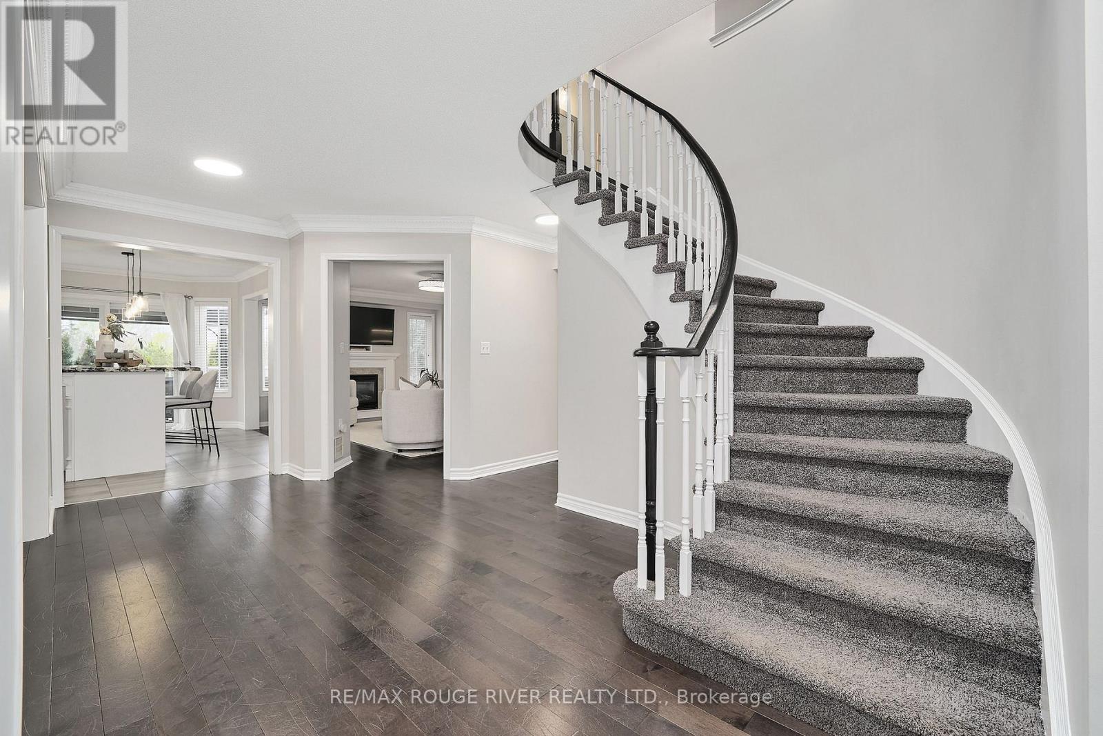 1632 Whitestone Drive, Oshawa, Ontario  L1K 2X1 - Photo 7 - E13058148