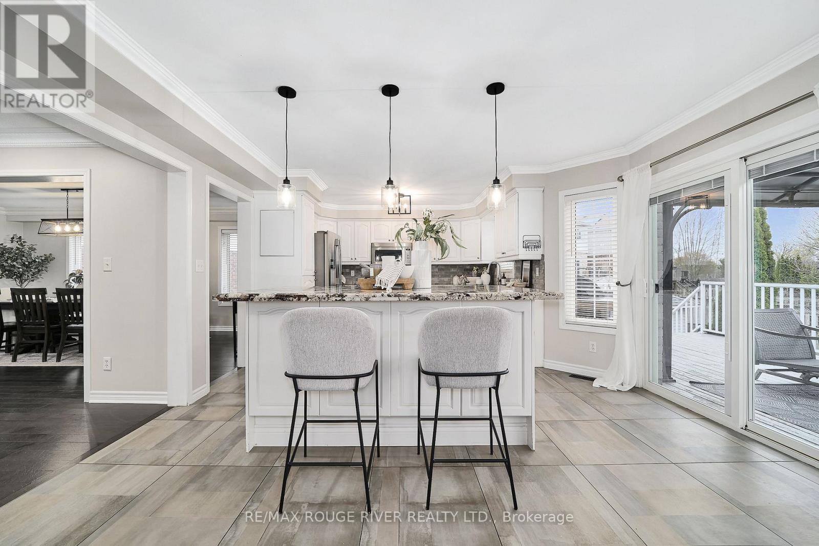 1632 Whitestone Drive, Oshawa, Ontario  L1K 2X1 - Photo 9 - E13058148