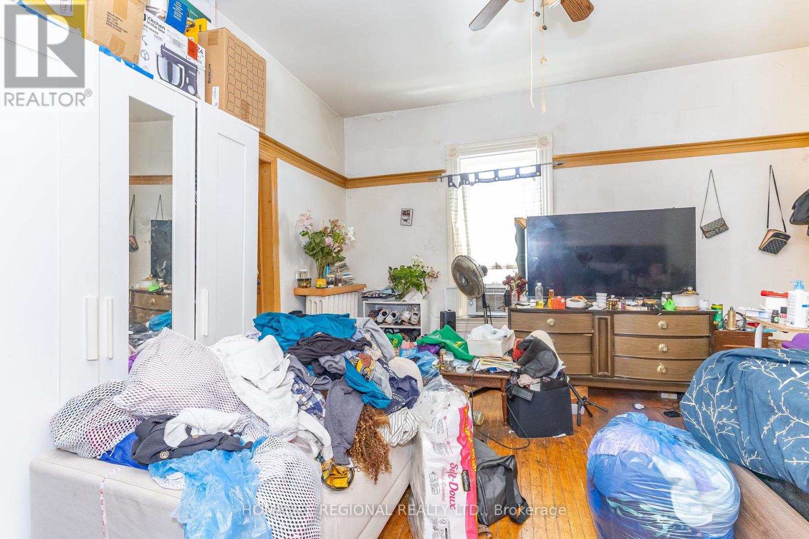 237 Roxton Road, Toronto, Ontario  M6G 3R1 - Photo 15 - C13057358