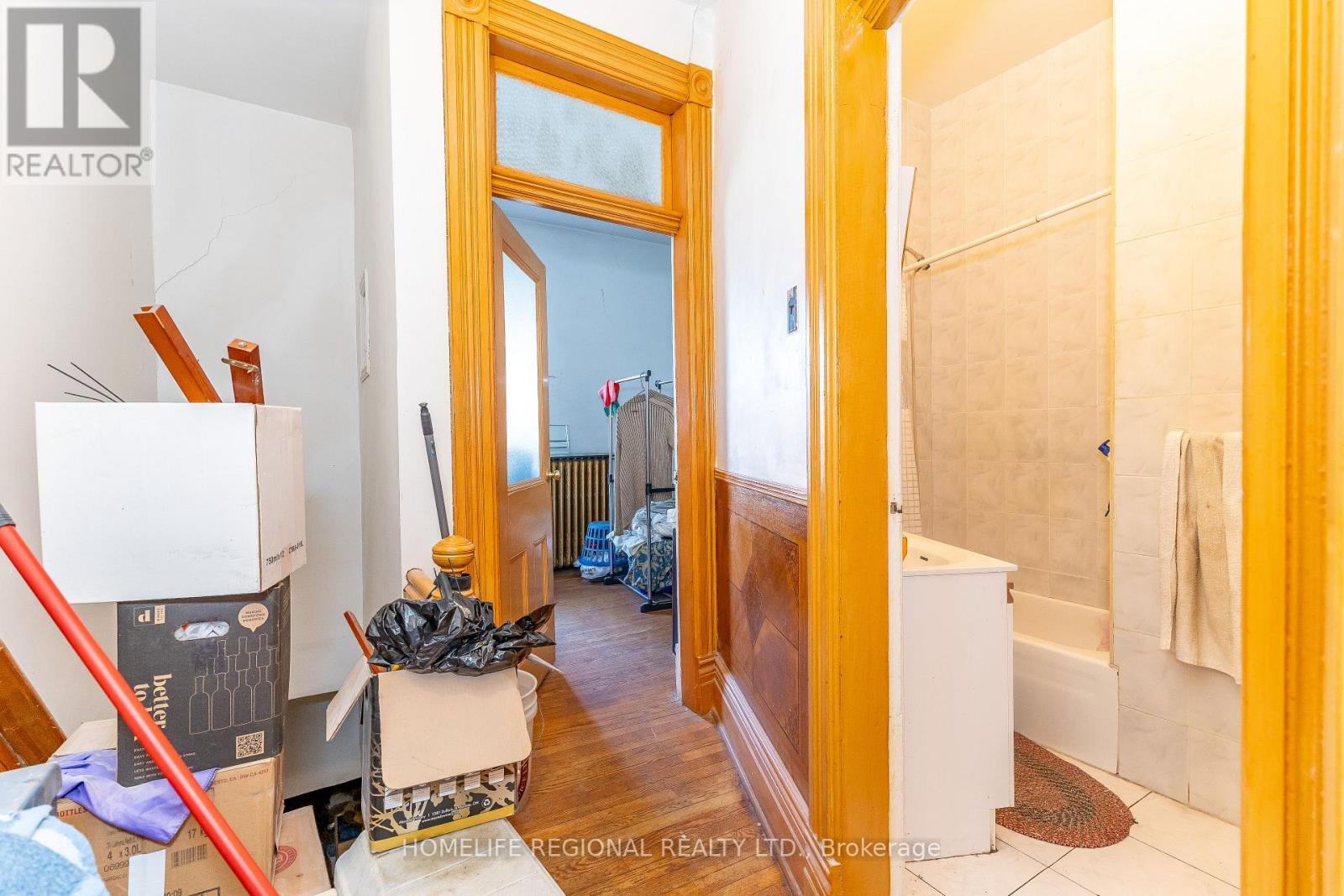 237 Roxton Road, Toronto, Ontario  M6G 3R1 - Photo 18 - C13057358