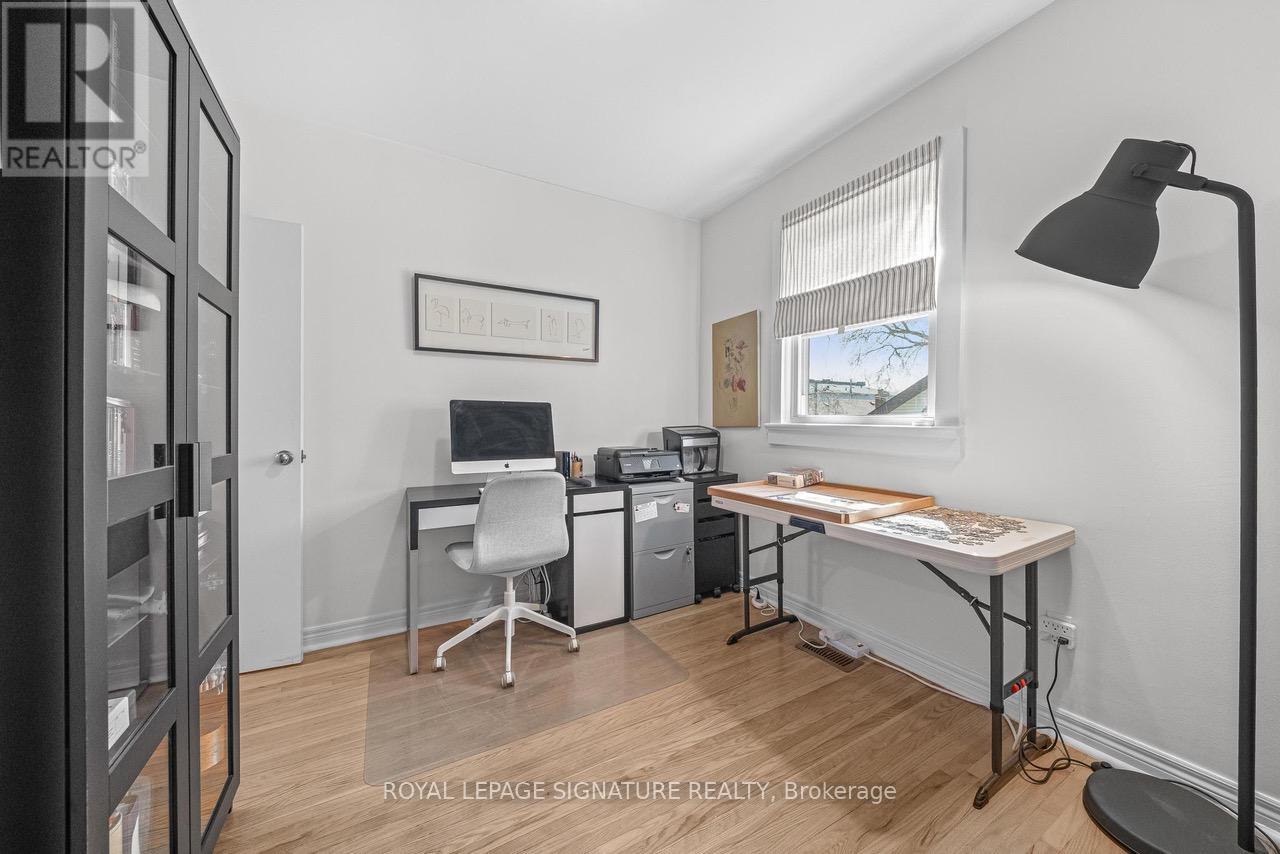 8 Wolcott Avenue, Toronto, Ontario  M1L 4K1 - Photo 10 - E13019534