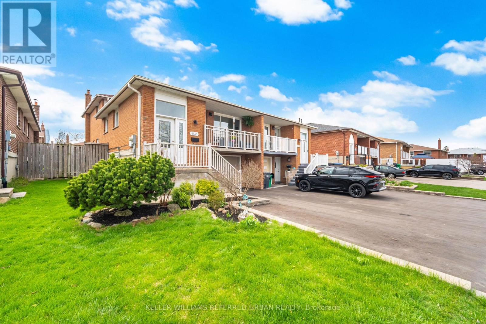 4135 DUNMOW CRESCENT, Mississauga, Ontario