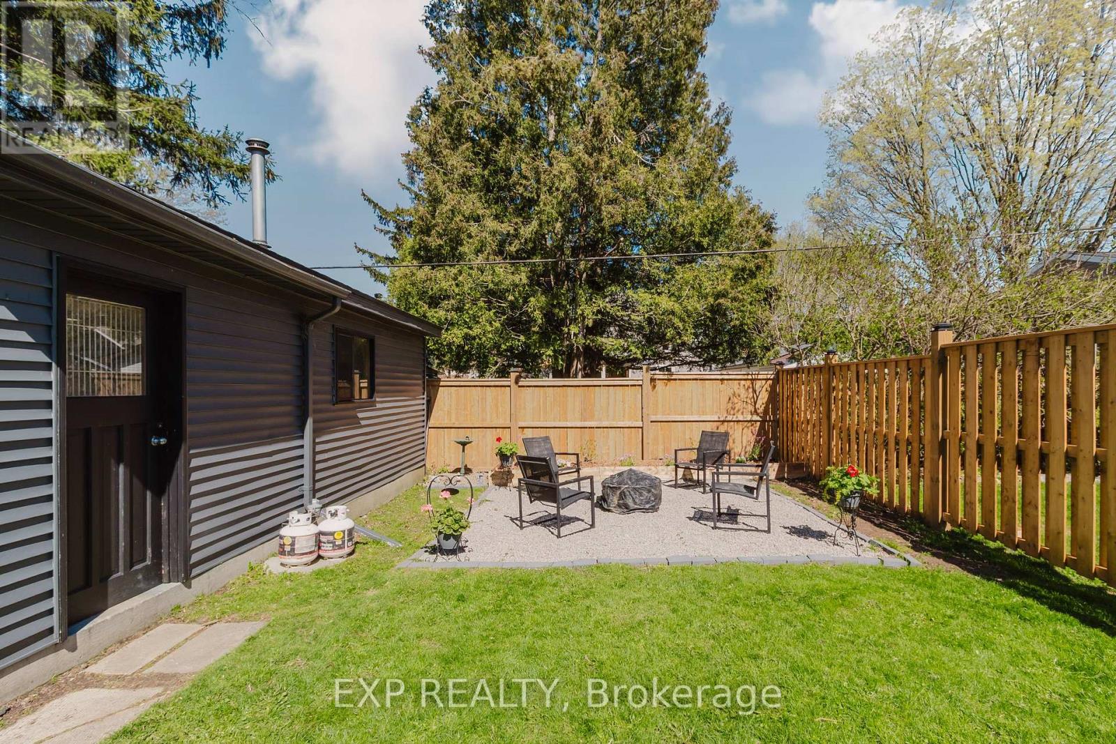 263 Shepherd Avenue, Cambridge, Ontario  N3C 1T7 - Photo 39 - X13046344