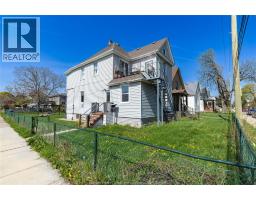 1104 CATARAQUI, Windsor, Ontario