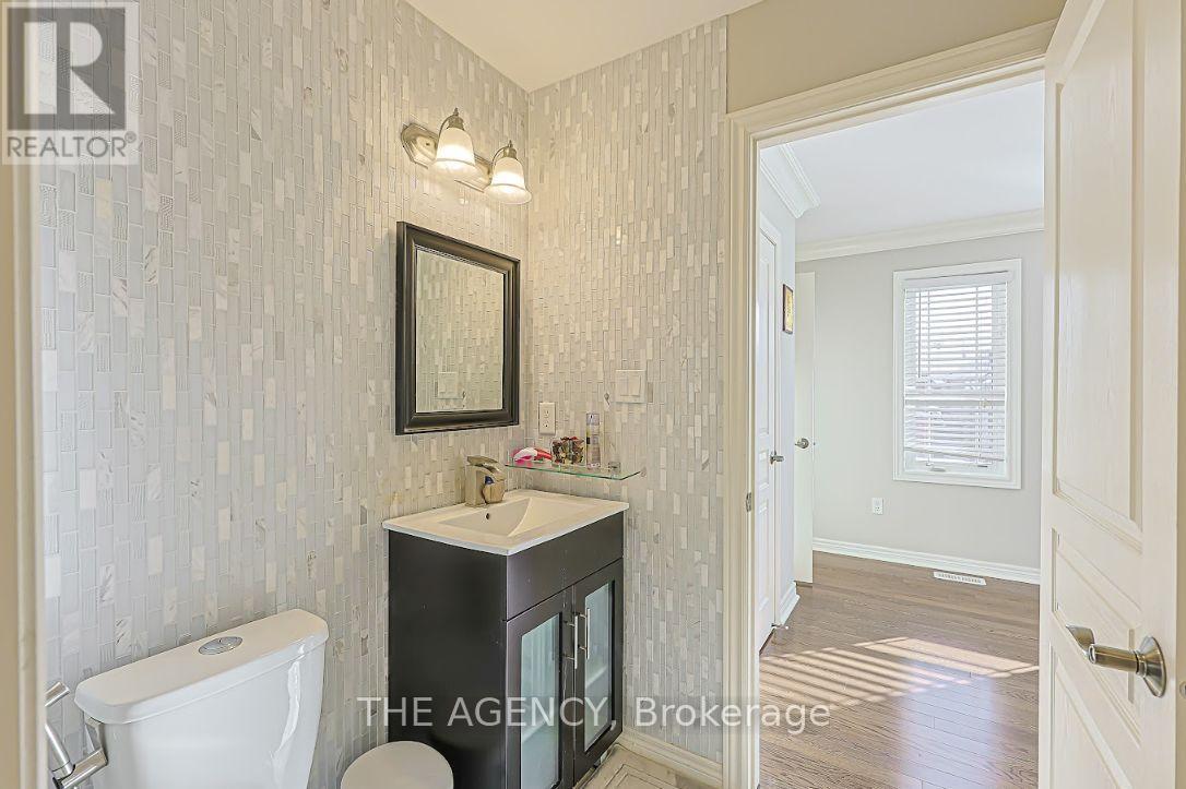 48 Tonner Crescent, Aurora, Ontario  L4G 0G6 - Photo 36 - N13058158