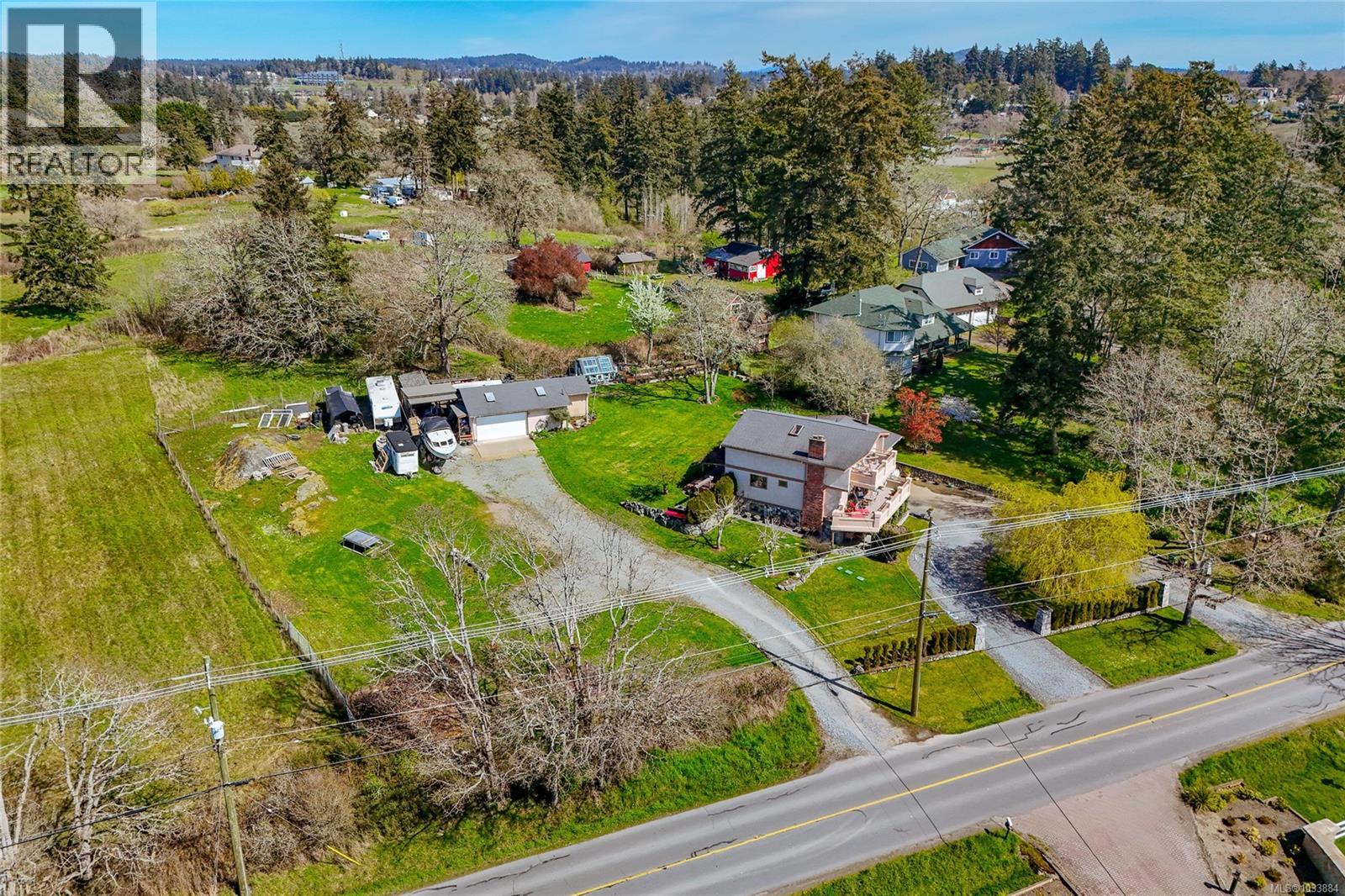 1670 Burnside Rd W, Saanich, British Columbia  V8X 3X3 - Photo 55 - 1033884