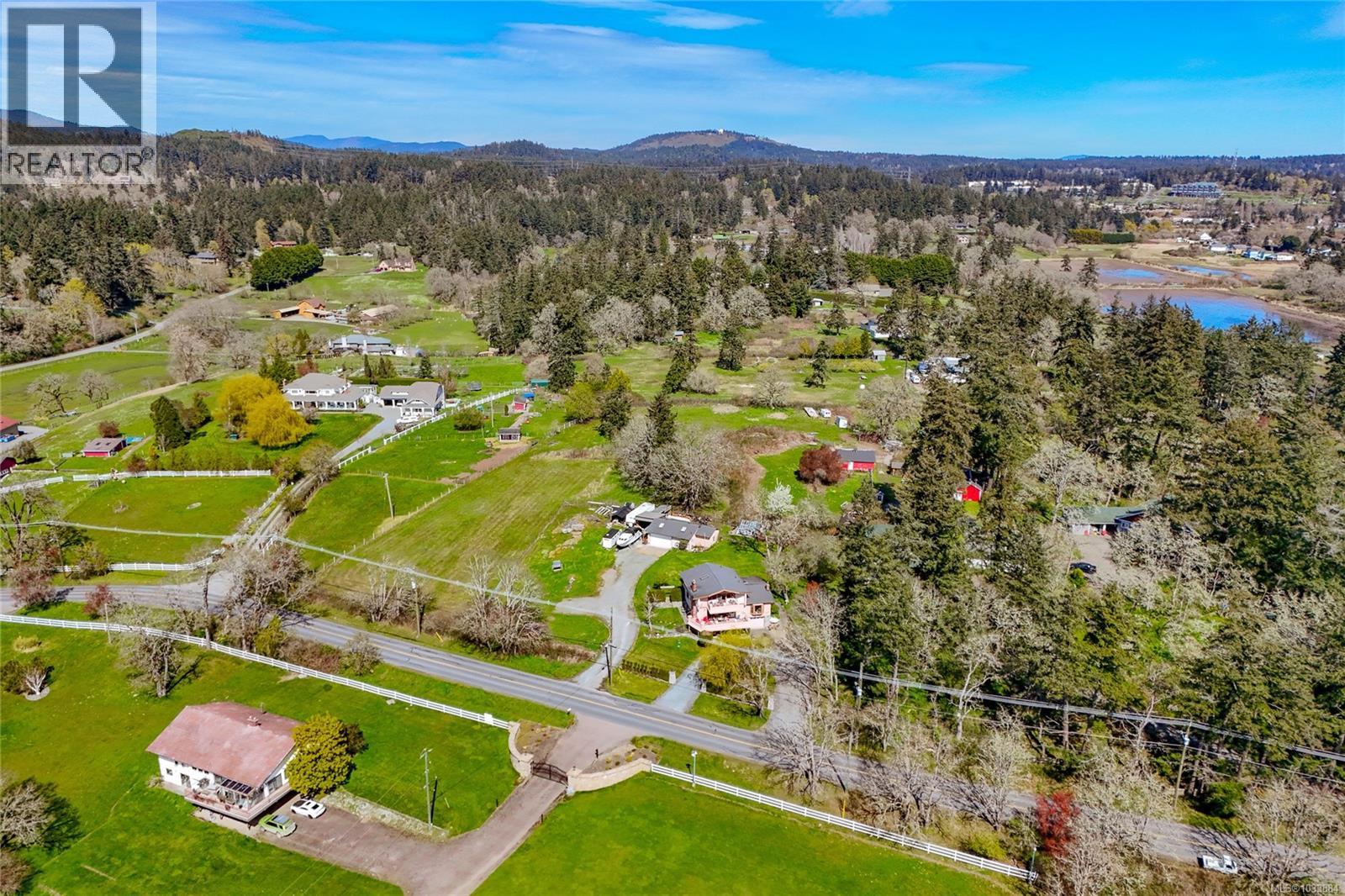 1670 Burnside Rd W, Saanich, British Columbia  V8X 3X3 - Photo 58 - 1033884