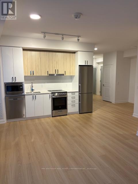 416 - 30 UPPER MALL WAY, vaughan (brownridge), Ontario