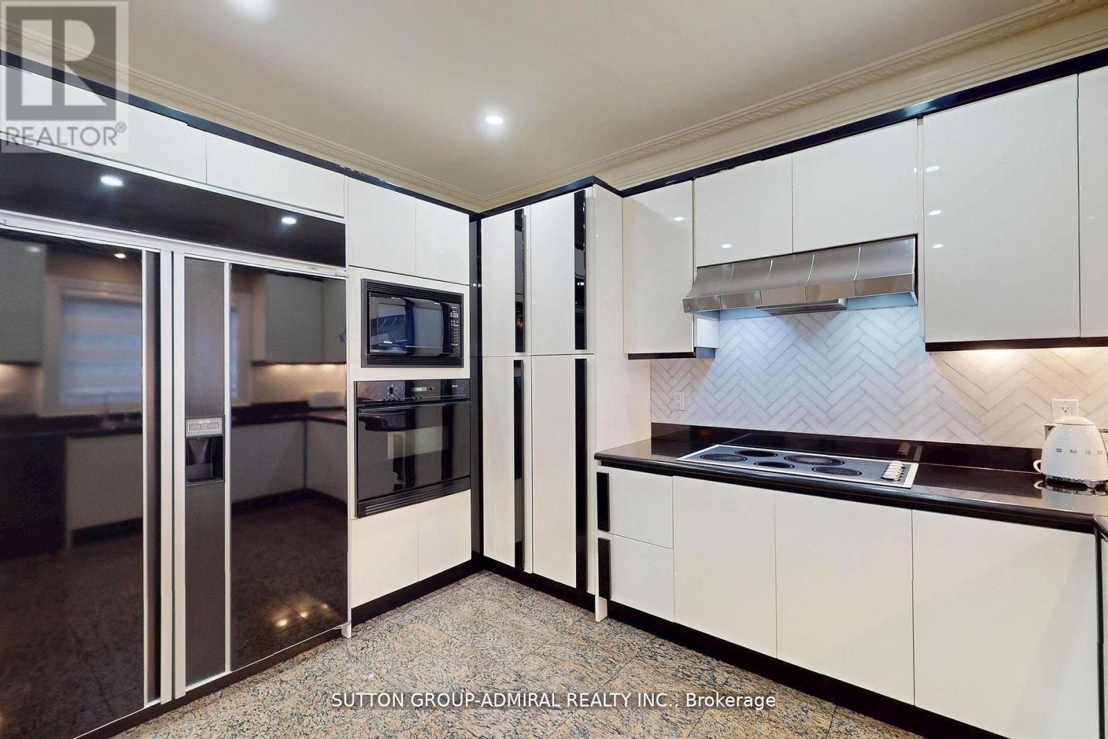 220 King High Drive, Vaughan (Beverley Glen), Ontario  L4J 3N5 - Photo 11 - N13058224