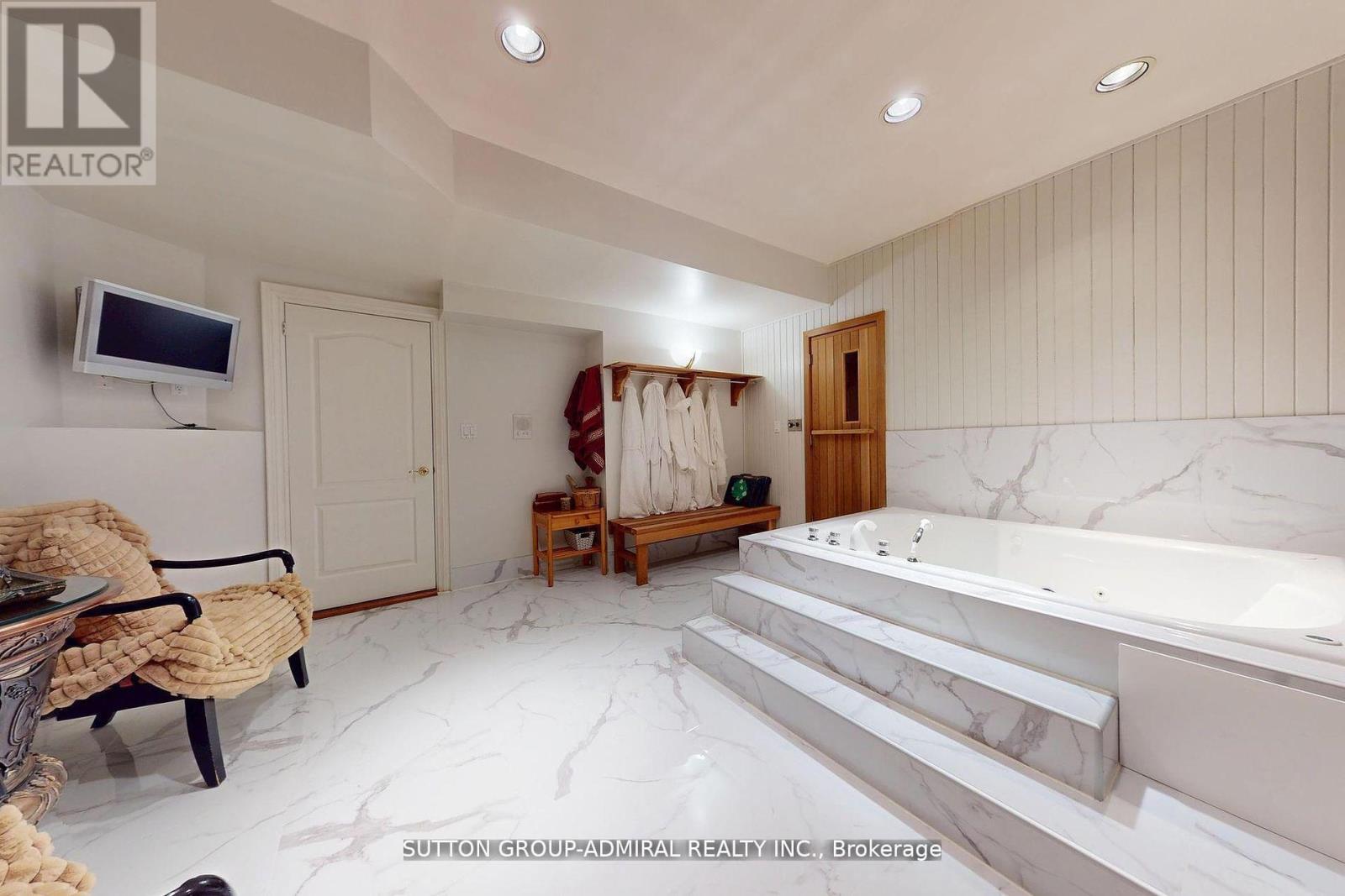 220 King High Drive, Vaughan (Beverley Glen), Ontario  L4J 3N5 - Photo 34 - N13058224