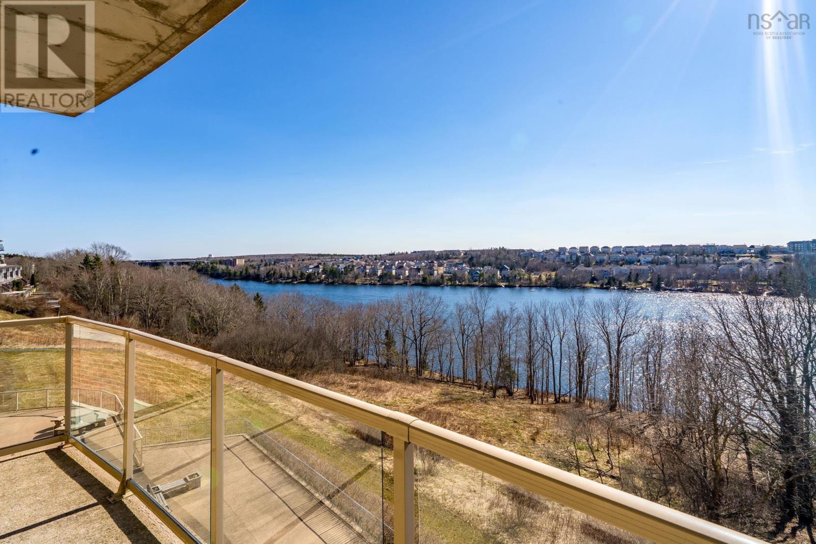 306 77 Russell Lake, Dartmouth, Nova Scotia