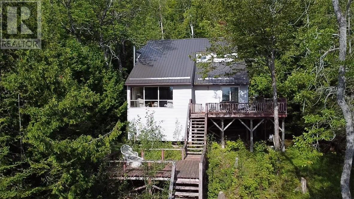 137 Runnalls Crescent, Barrie Island, Ontario  P0P 1H0 - Photo 1 - 2127296