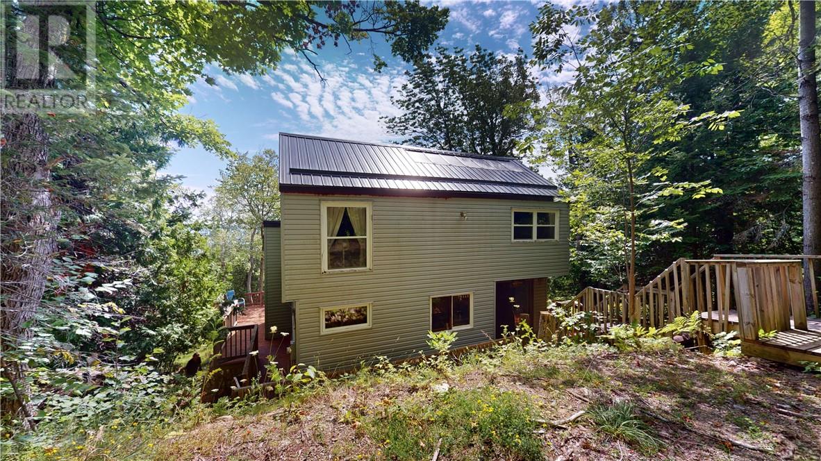 137 Runnalls Crescent, Barrie Island, Ontario  P0P 1H0 - Photo 6 - 2127296