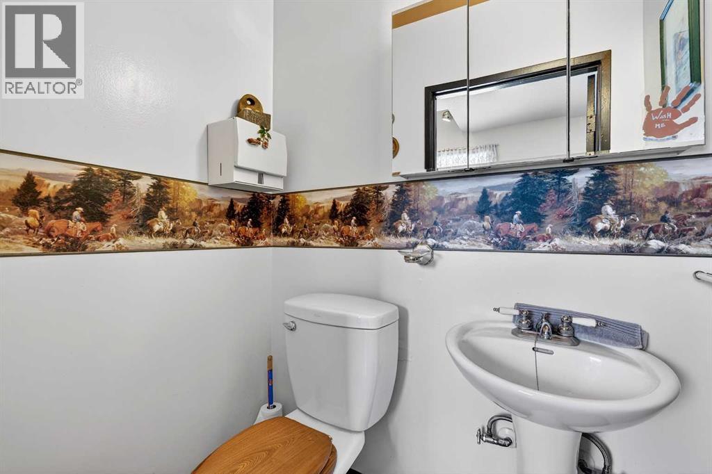 33235 Range Road 64, Rural Mountain View County, Alberta  T0M 1X0 - Photo 28 - A2278727