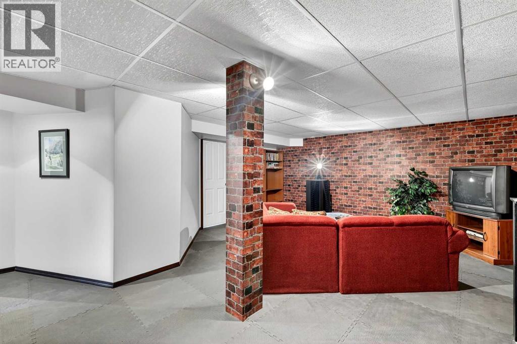 33235 Range Road 64, Rural Mountain View County, Alberta  T0M 1X0 - Photo 35 - A2278727