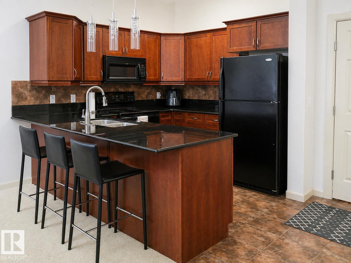 #117 160 Magrath Rd NW, Edmonton, Alberta  T6R 3T7 - Photo 6 - E4475215