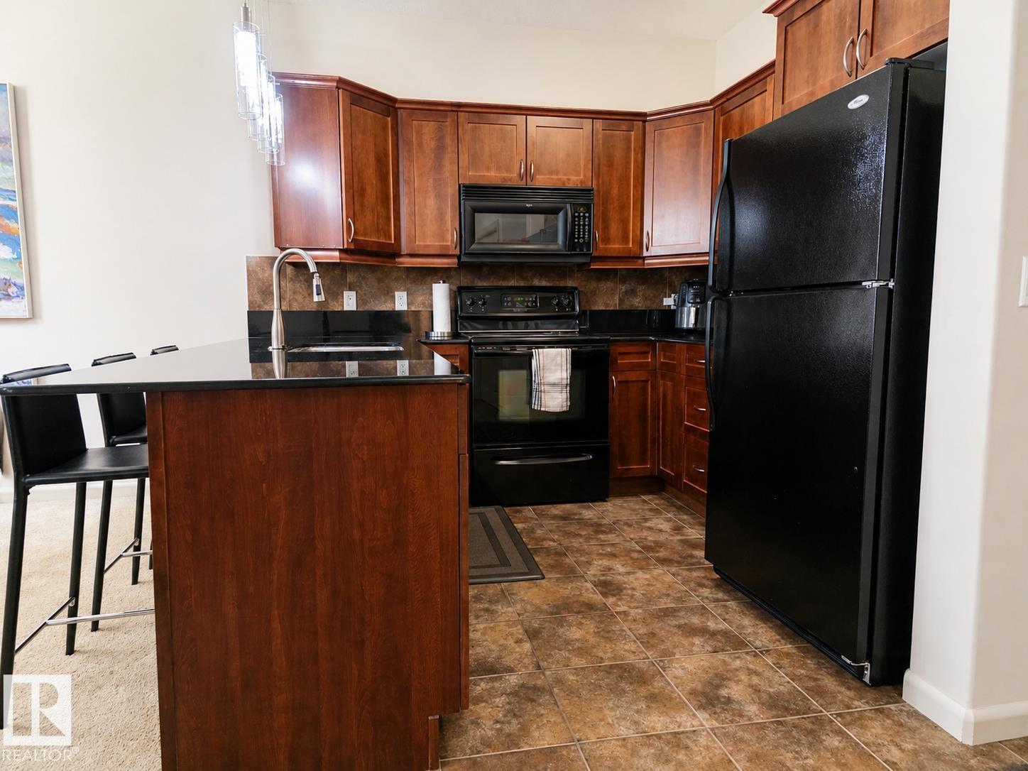 #117 160 Magrath Rd NW, Edmonton, Alberta  T6R 3T7 - Photo 7 - E4475215