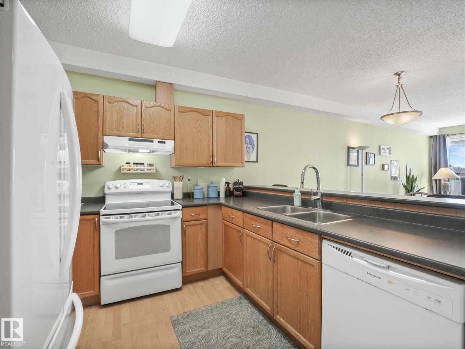 #103 9120 156 Street Nw Nw, Edmonton, Alberta  T6R 0S2 - Photo 11 - E4484631