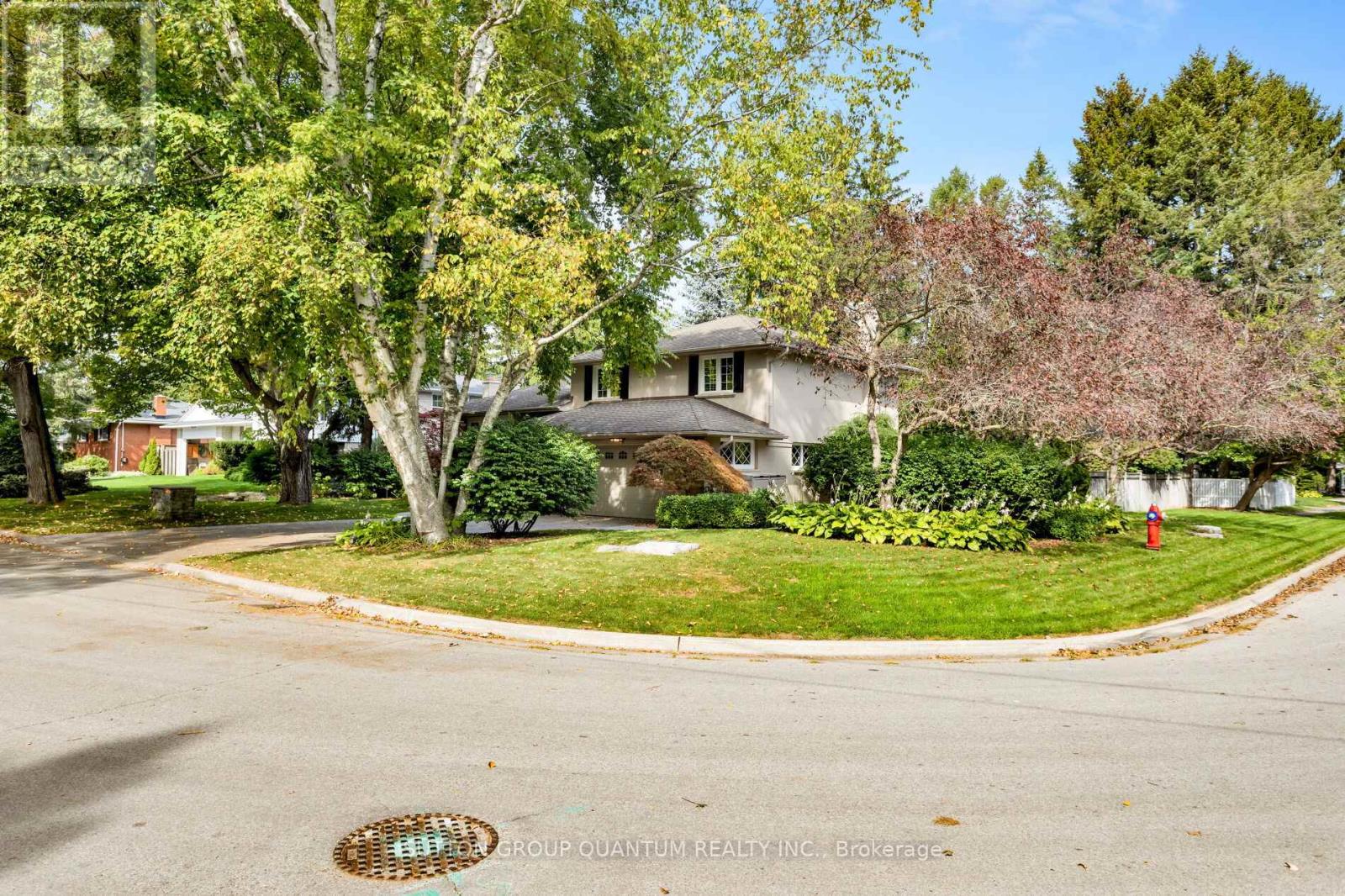 1211 Cloverbrae Crescent, Mississauga, Ontario  L5H 2Z6 - Photo 3 - W13058118