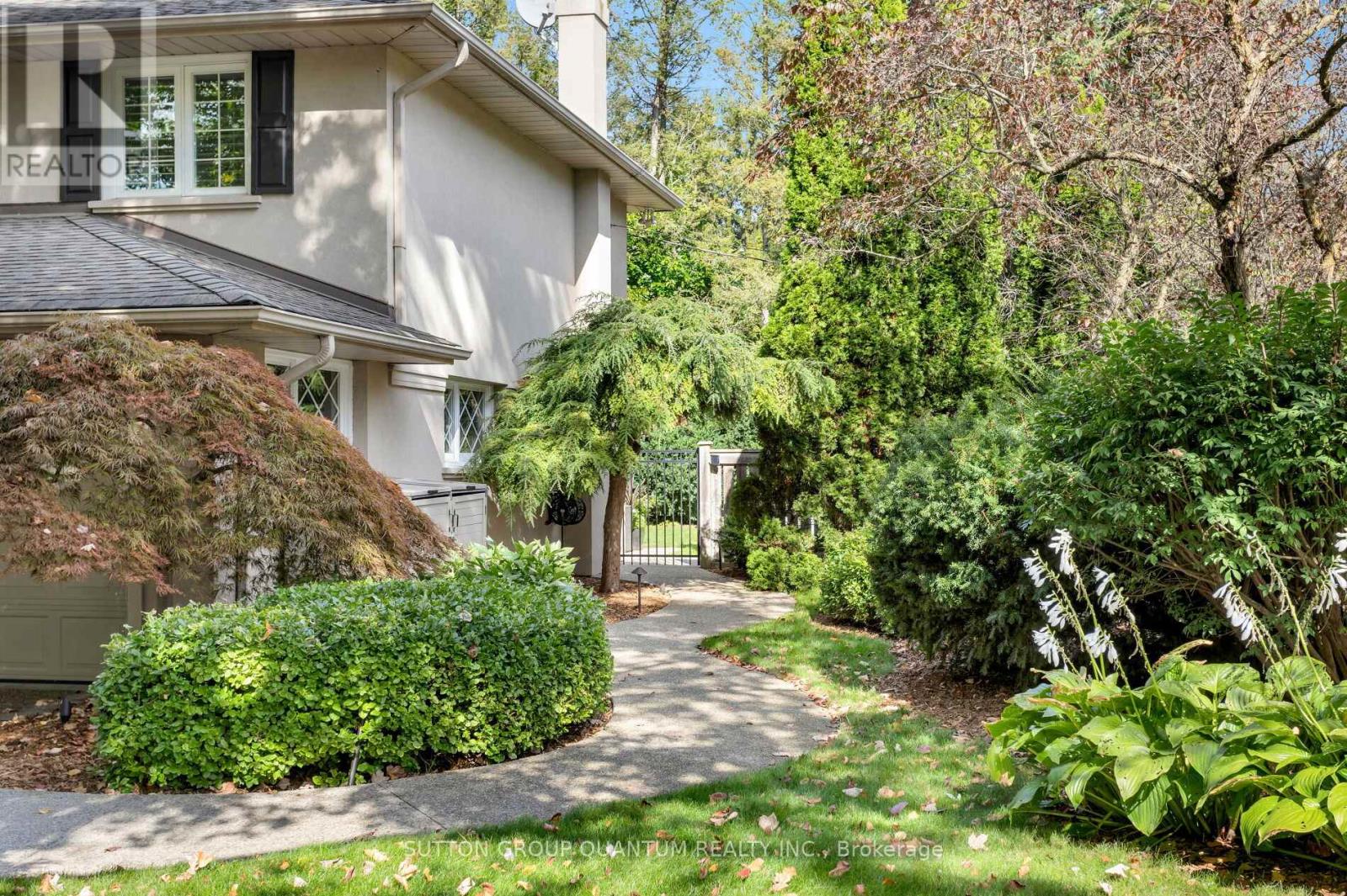 1211 Cloverbrae Crescent, Mississauga, Ontario  L5H 2Z6 - Photo 33 - W13058118