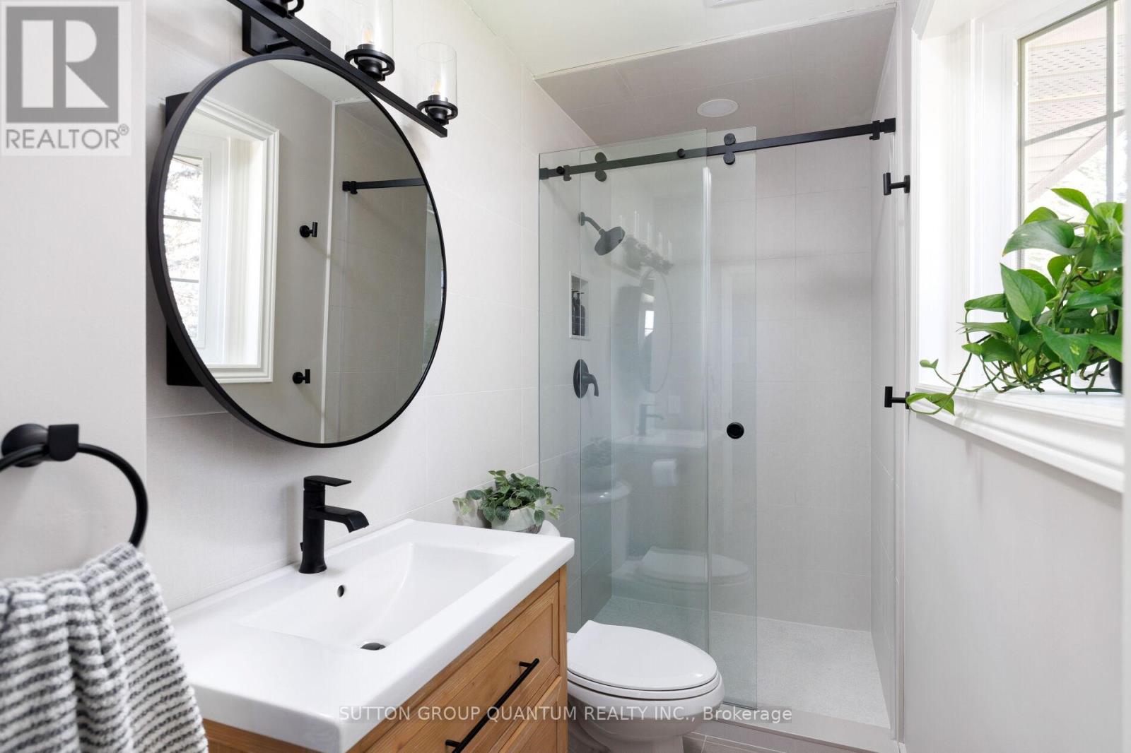 1211 Cloverbrae Crescent, Mississauga, Ontario  L5H 2Z6 - Photo 38 - W13058118