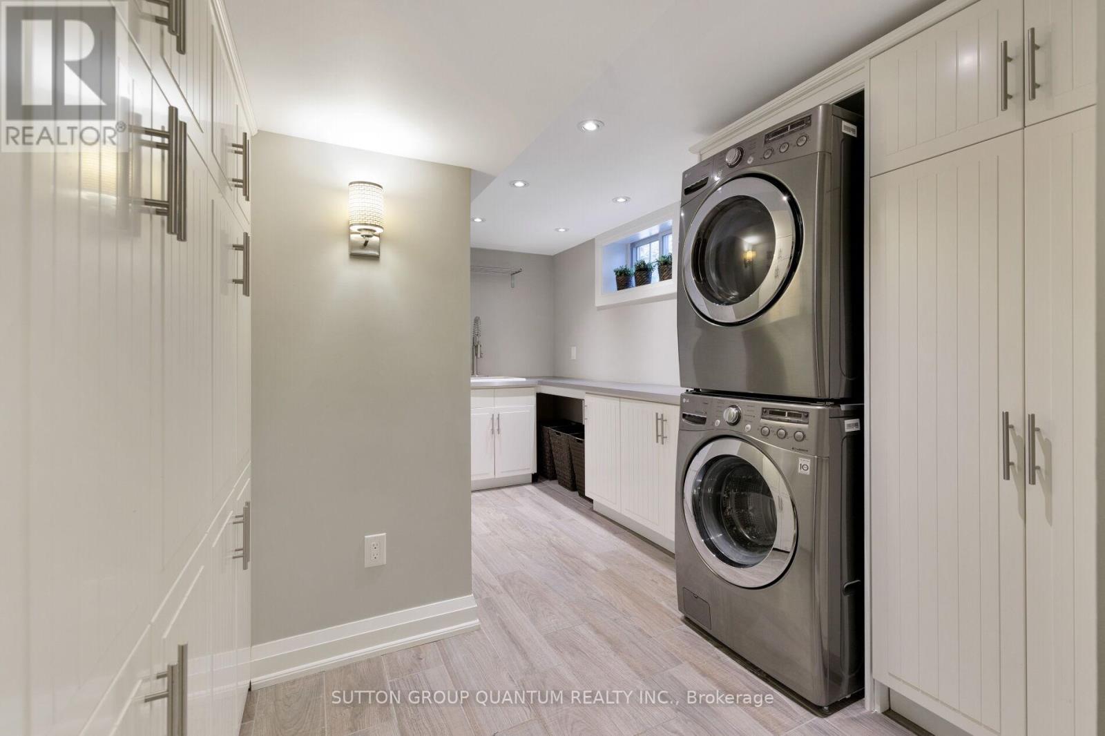 1211 Cloverbrae Crescent, Mississauga, Ontario  L5H 2Z6 - Photo 48 - W13058118