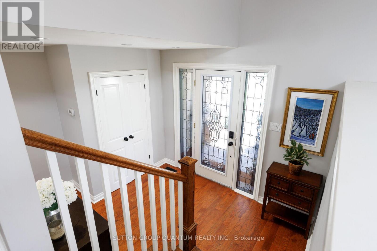 1211 Cloverbrae Crescent, Mississauga, Ontario  L5H 2Z6 - Photo 6 - W13058118