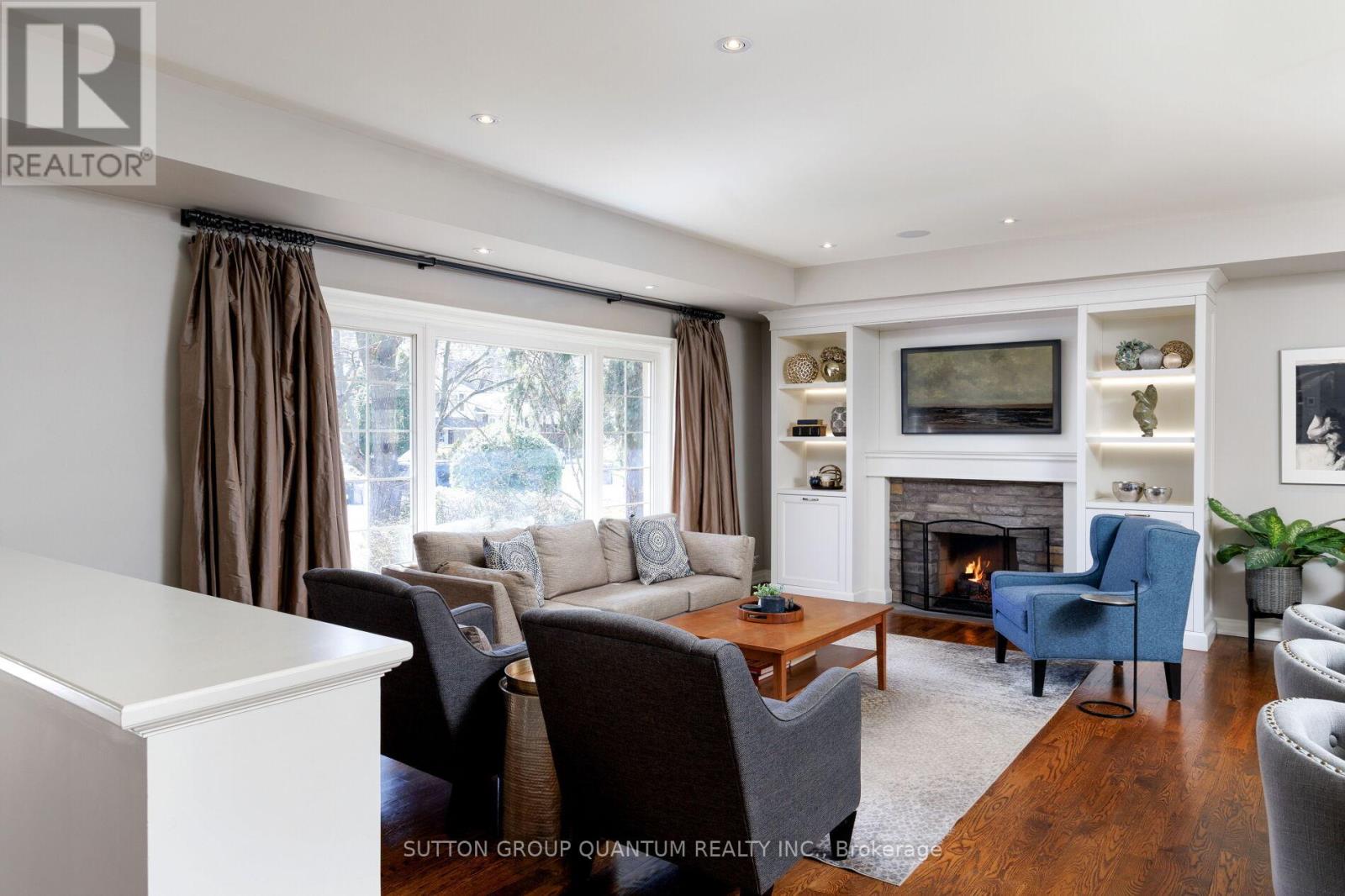 1211 Cloverbrae Crescent, Mississauga, Ontario  L5H 2Z6 - Photo 8 - W13058118