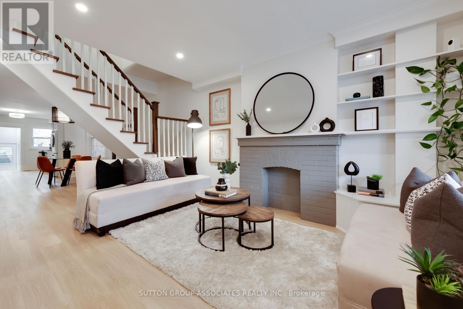 131 Ascot Avenue, Toronto, Ontario  M6E 1G3 - Photo 4 - W13058130