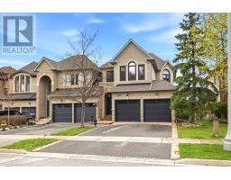 2121 PINEVALLEY CRESCENT, Oakville, Ontario