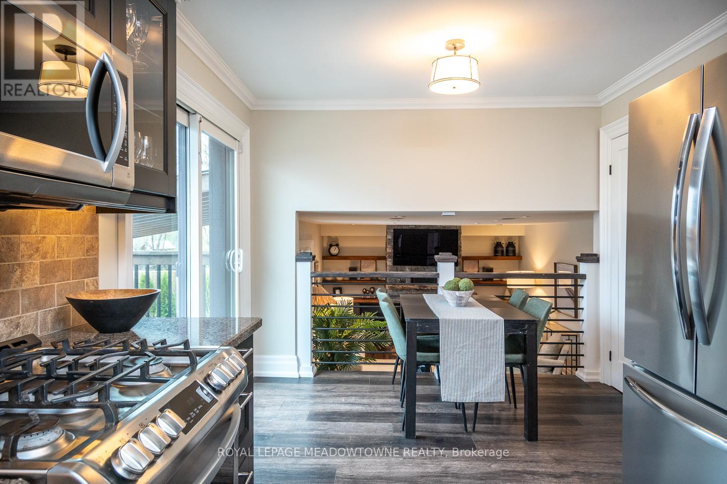 566 Moorelands Crescent, Milton, Ontario  L9T 4B5 - Photo 17 - W13058182