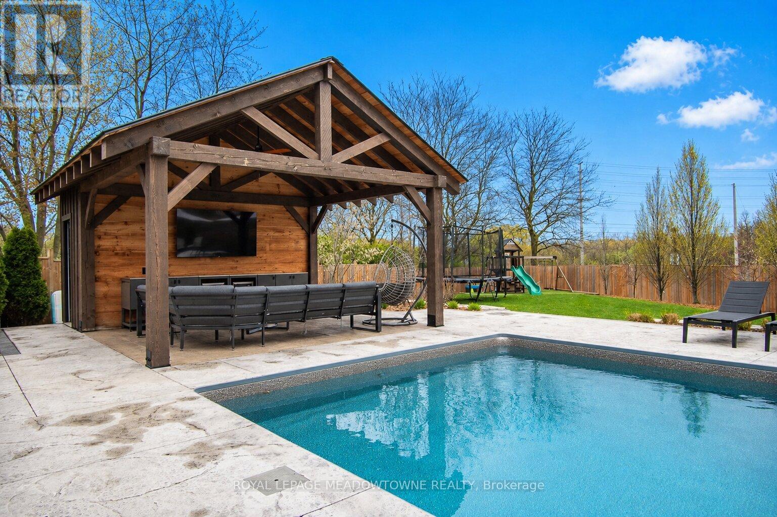 566 Moorelands Crescent, Milton, Ontario  L9T 4B5 - Photo 32 - W13058182